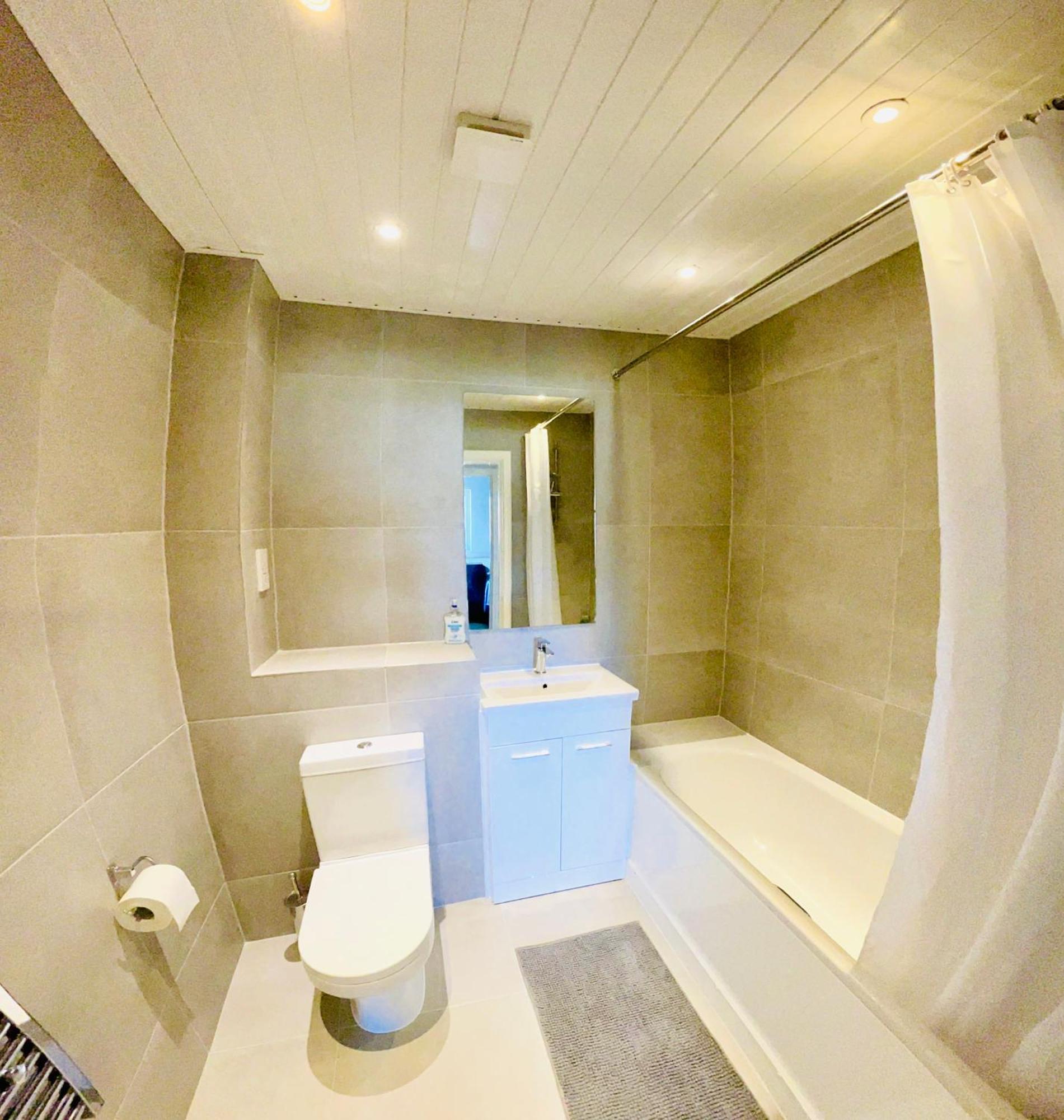 Appartamento 2 Bed Luxury Flat Nxt To Station Londra
